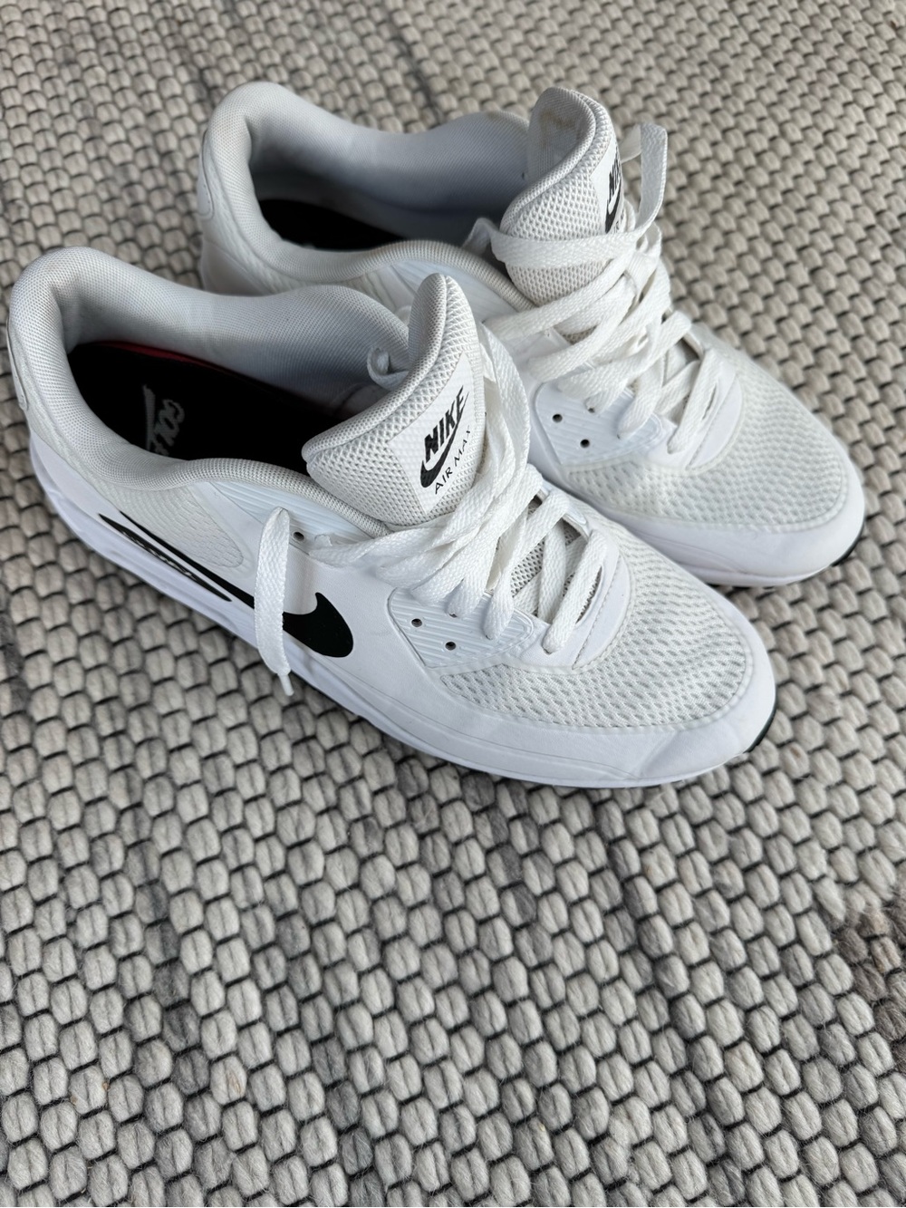 Nike Air Max 90 golf shoes